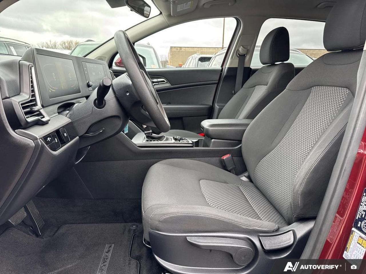 2023 Kia Sportage LX BACKUP CAM   BLUETOOTH   HTD SEATS   KEYLESS EN Photo