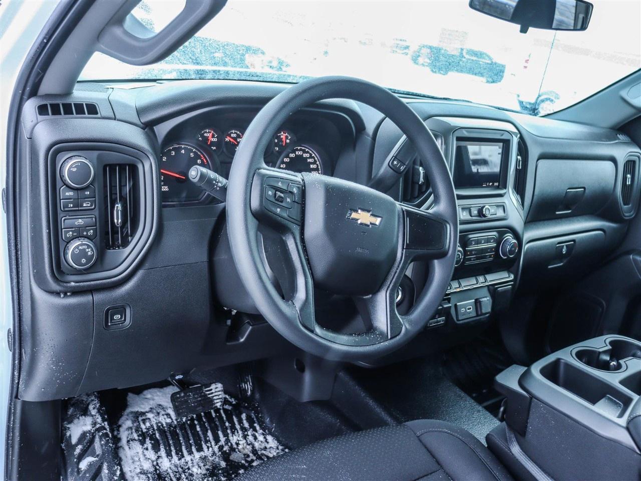 2026 Chevrolet Silverado 1500 Crew Cab Standard Box 4-Wheel Drive Work Truck Photo