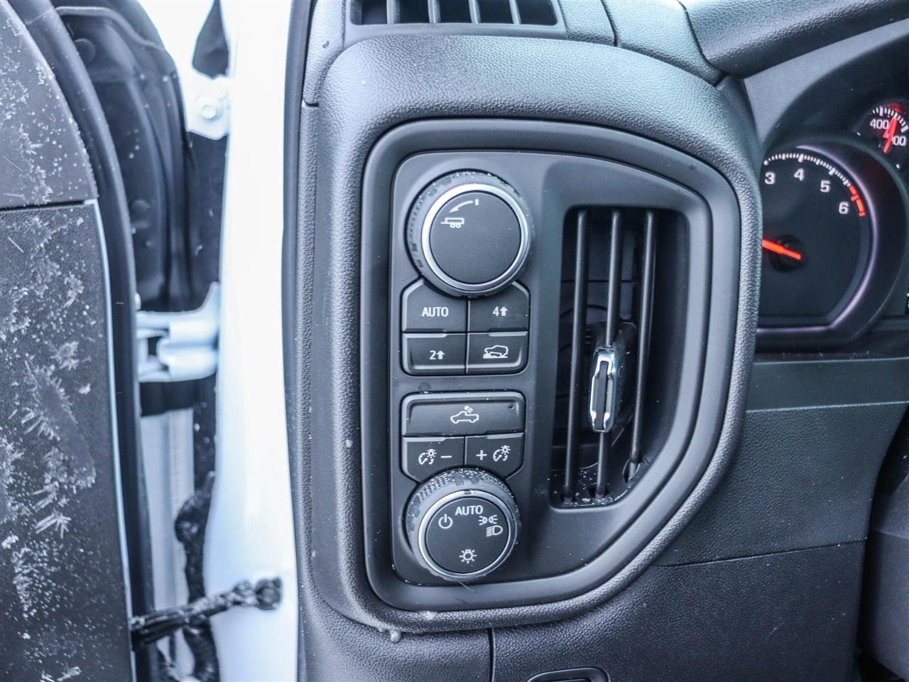 2026 Chevrolet Silverado 1500 Crew Cab Standard Box 4-Wheel Drive Work Truck Photo