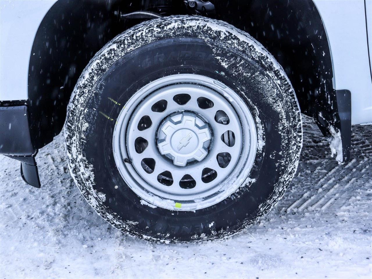 2026 Chevrolet Silverado 1500 Crew Cab Standard Box 4-Wheel Drive Work Truck Photo