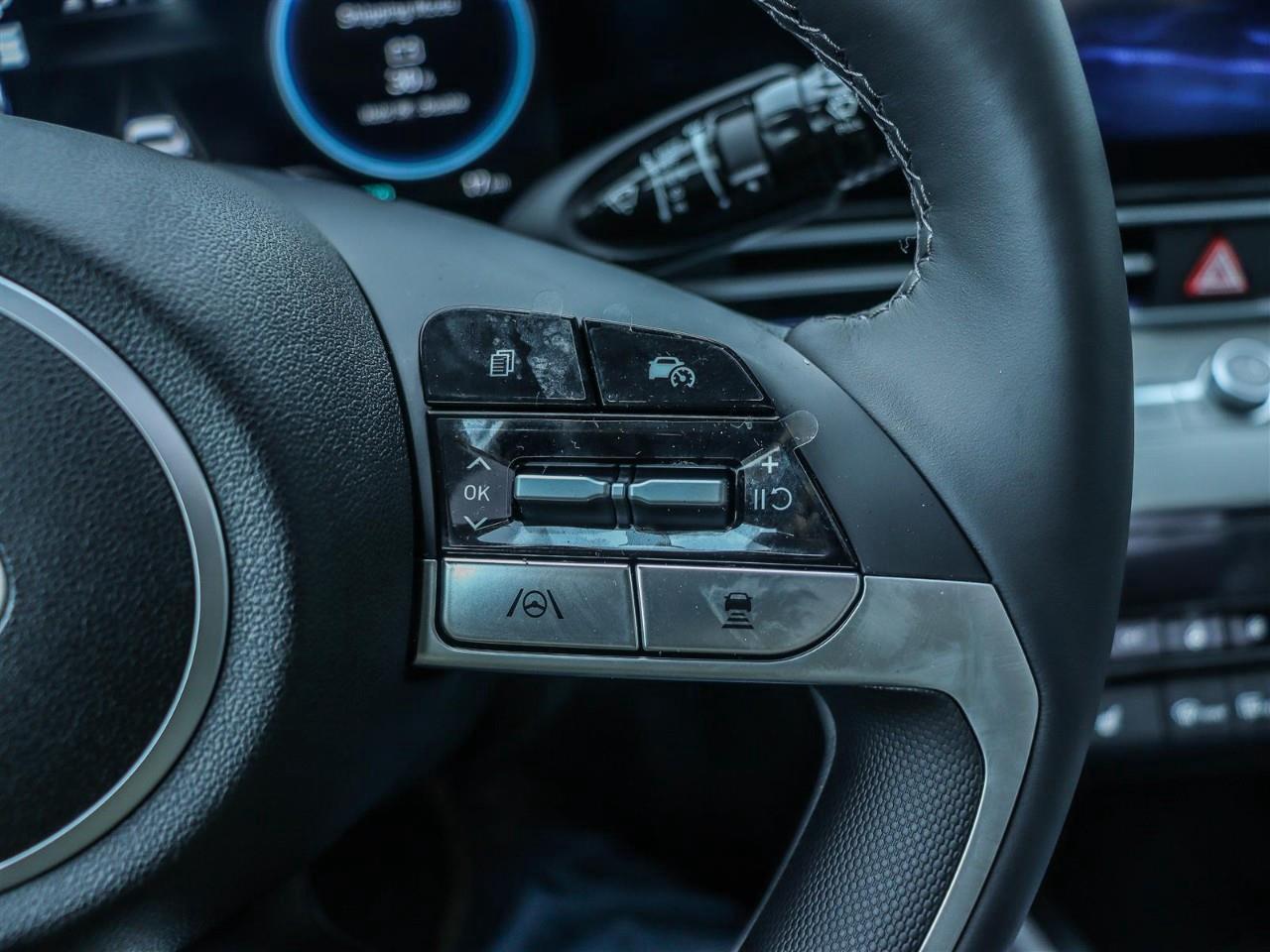 2026 Hyundai Elantra HEV Luxury w/Two-Tone Interior 4dr Sedan Photo