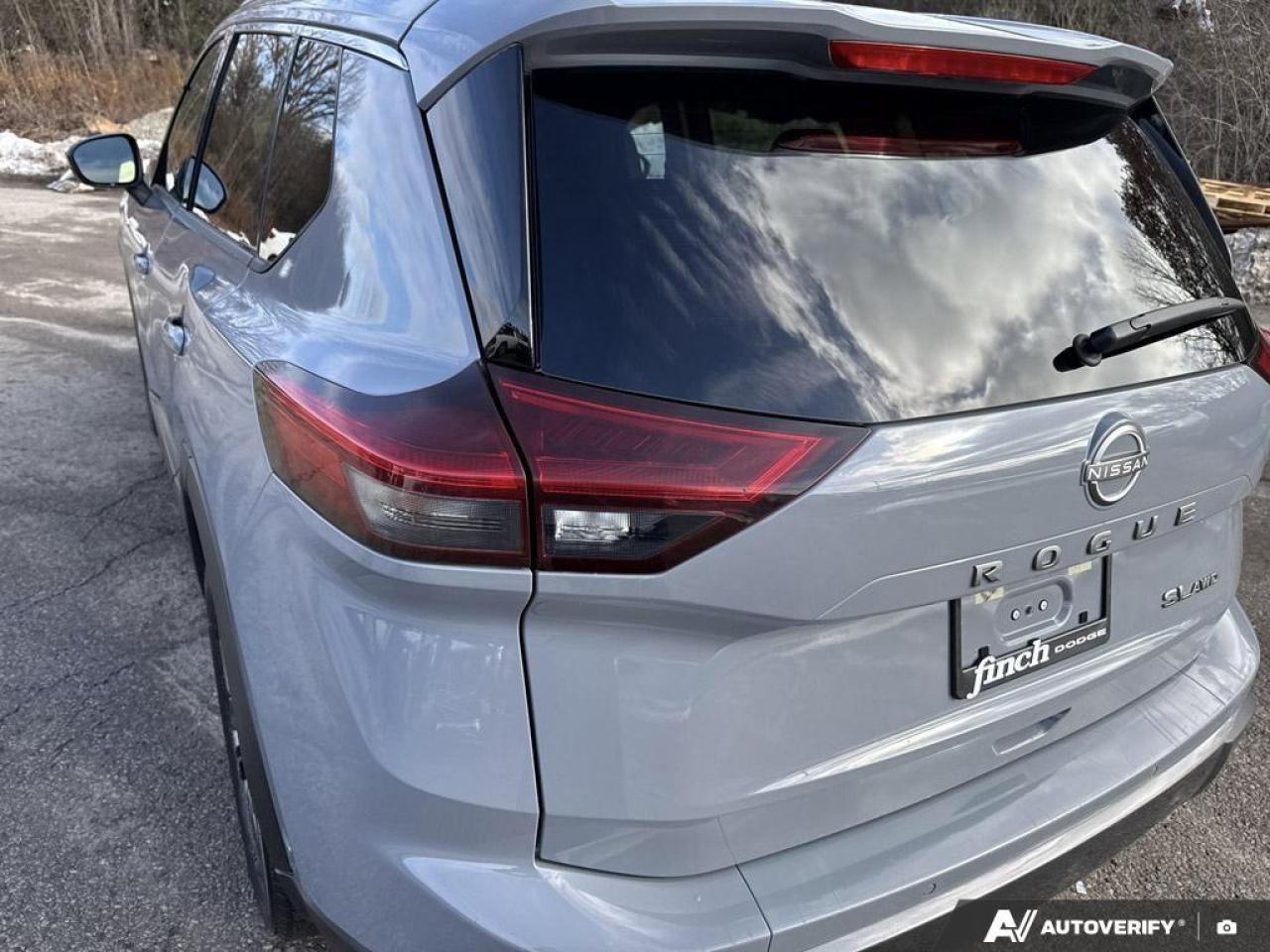 2024 Nissan Rogue SL 4dr All-Wheel Drive Sport Utility Photo