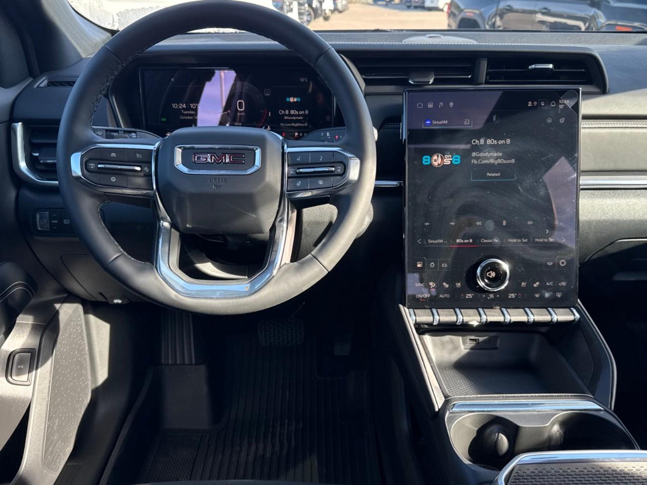 2026 GMC Terrain fwd elevation Photo