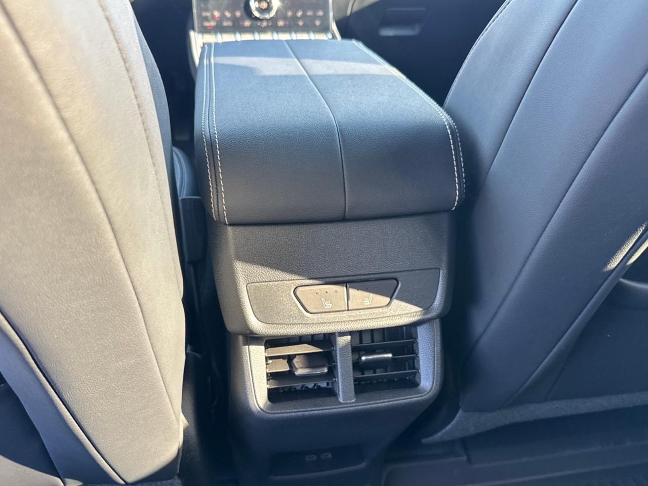 2026 GMC Terrain fwd elevation Photo