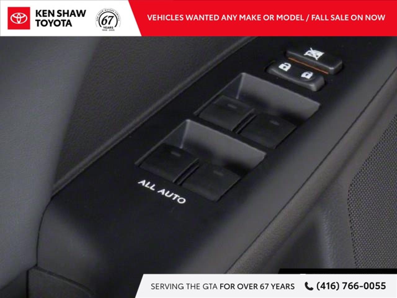 2011 Lexus CT 200h Base 4dr Front-wheel Drive Hatchback Photo