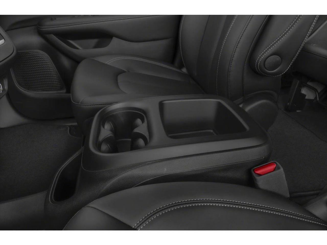 2026 Chrysler Pacifica Select Front-Wheel Drive Passenger Van Photo