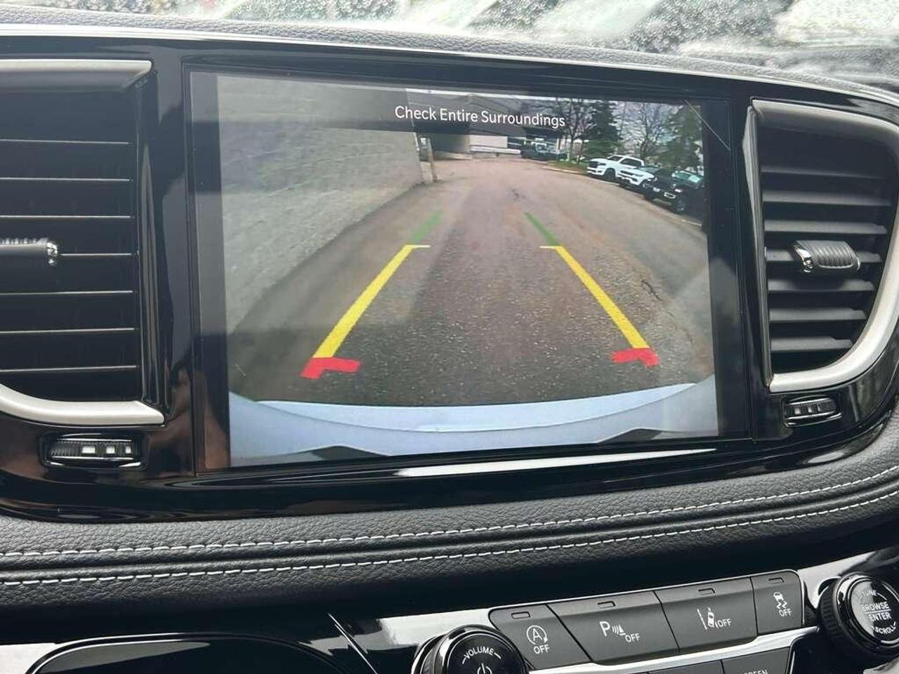 2026 Chrysler Pacifica Select Front-Wheel Drive Passenger Van Photo