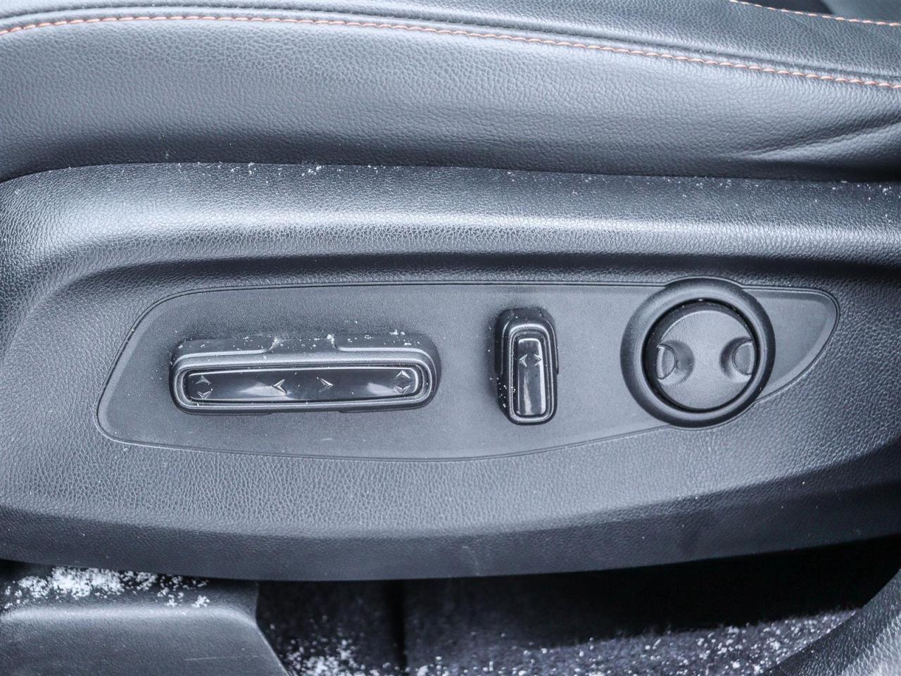 2023 Honda CR-V Hybrid Touring 4dr All-Wheel Drive Photo