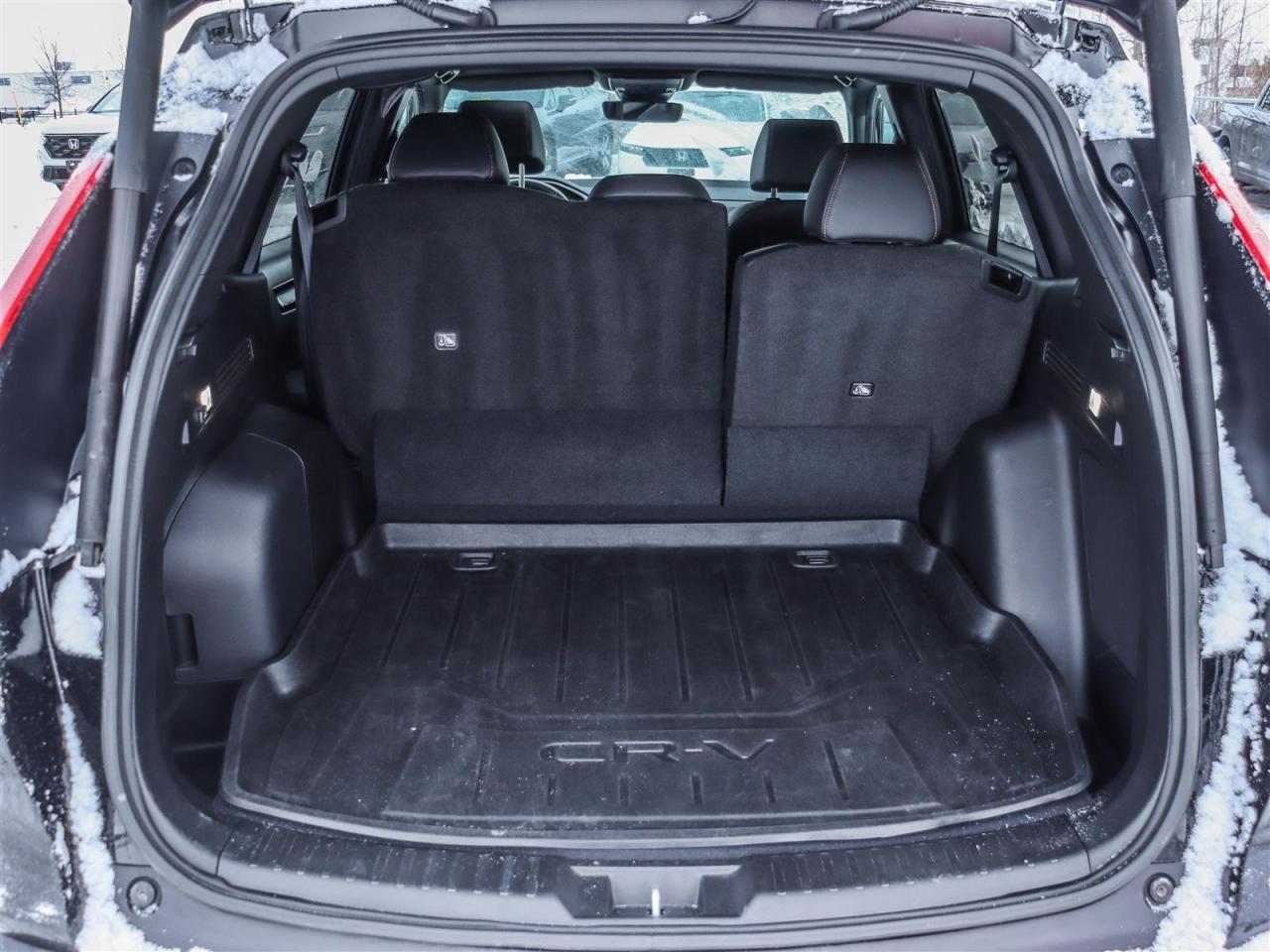 2023 Honda CR-V Hybrid Touring 4dr All-Wheel Drive Photo