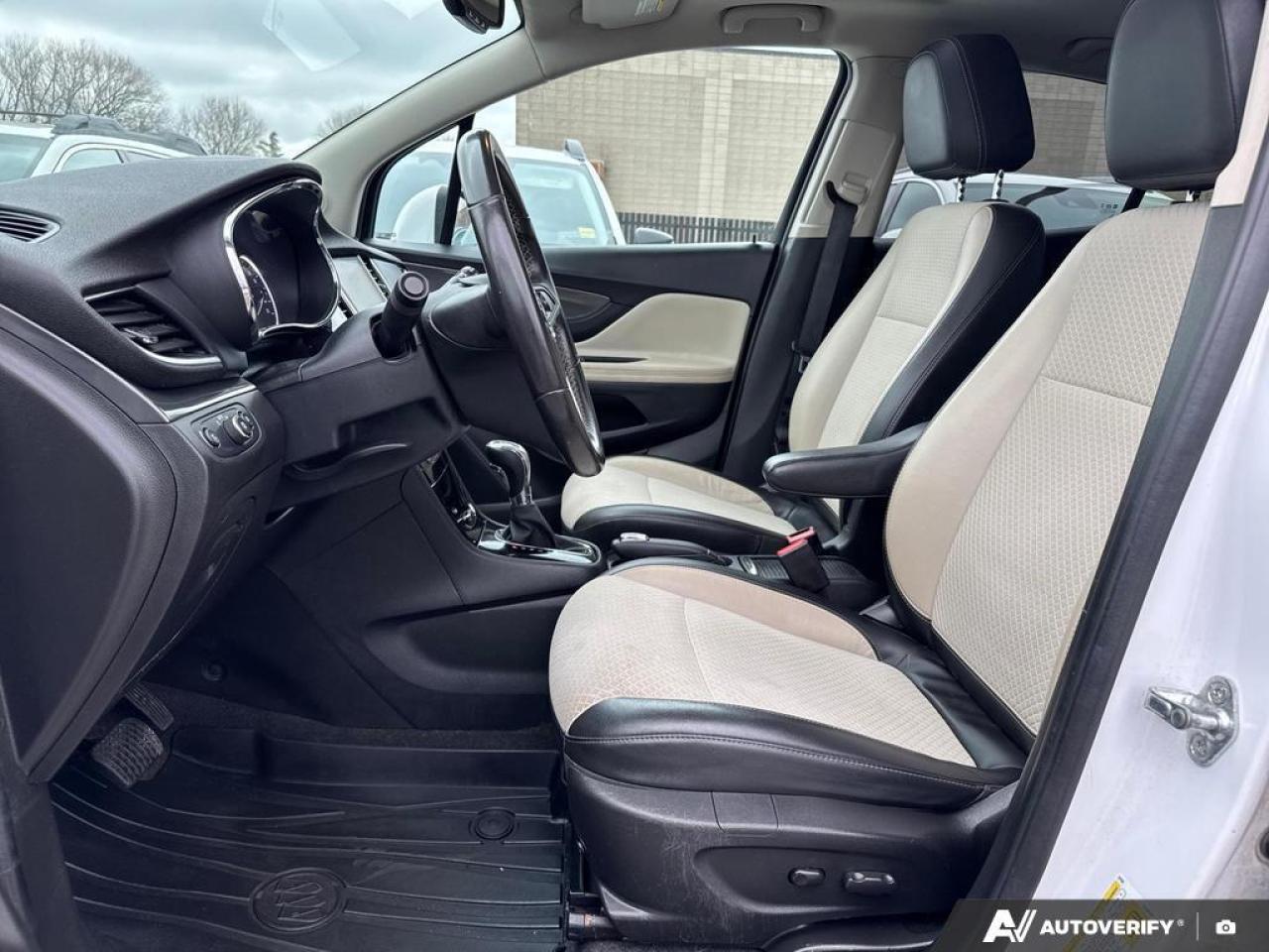 2017 Buick Encore Preferred II BACKUP CAM   BLUETOOTH   KEYLESS ENTR Photo