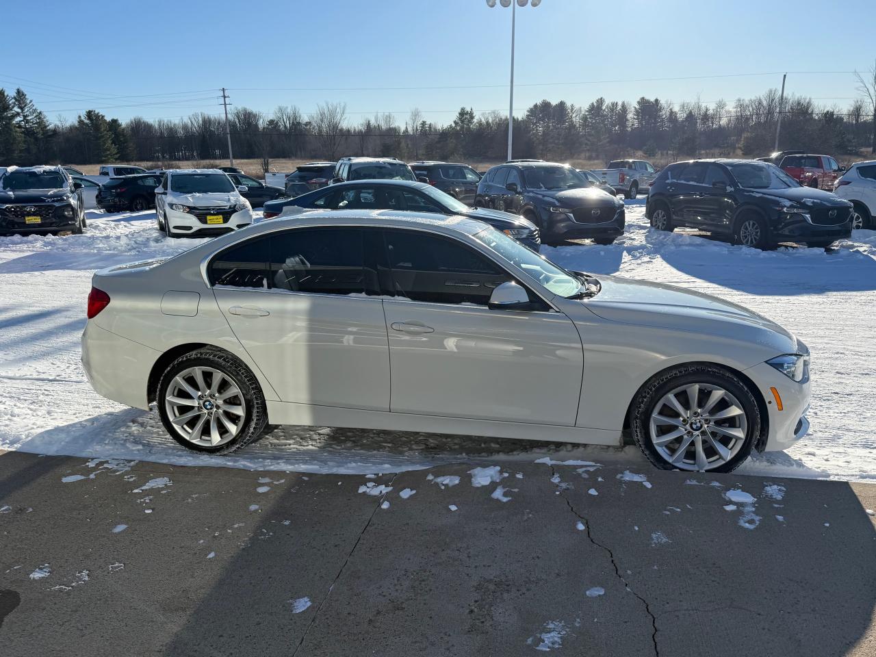2017 BMW 330 i xDrive 4dr All-Wheel Drive Sedan Photo