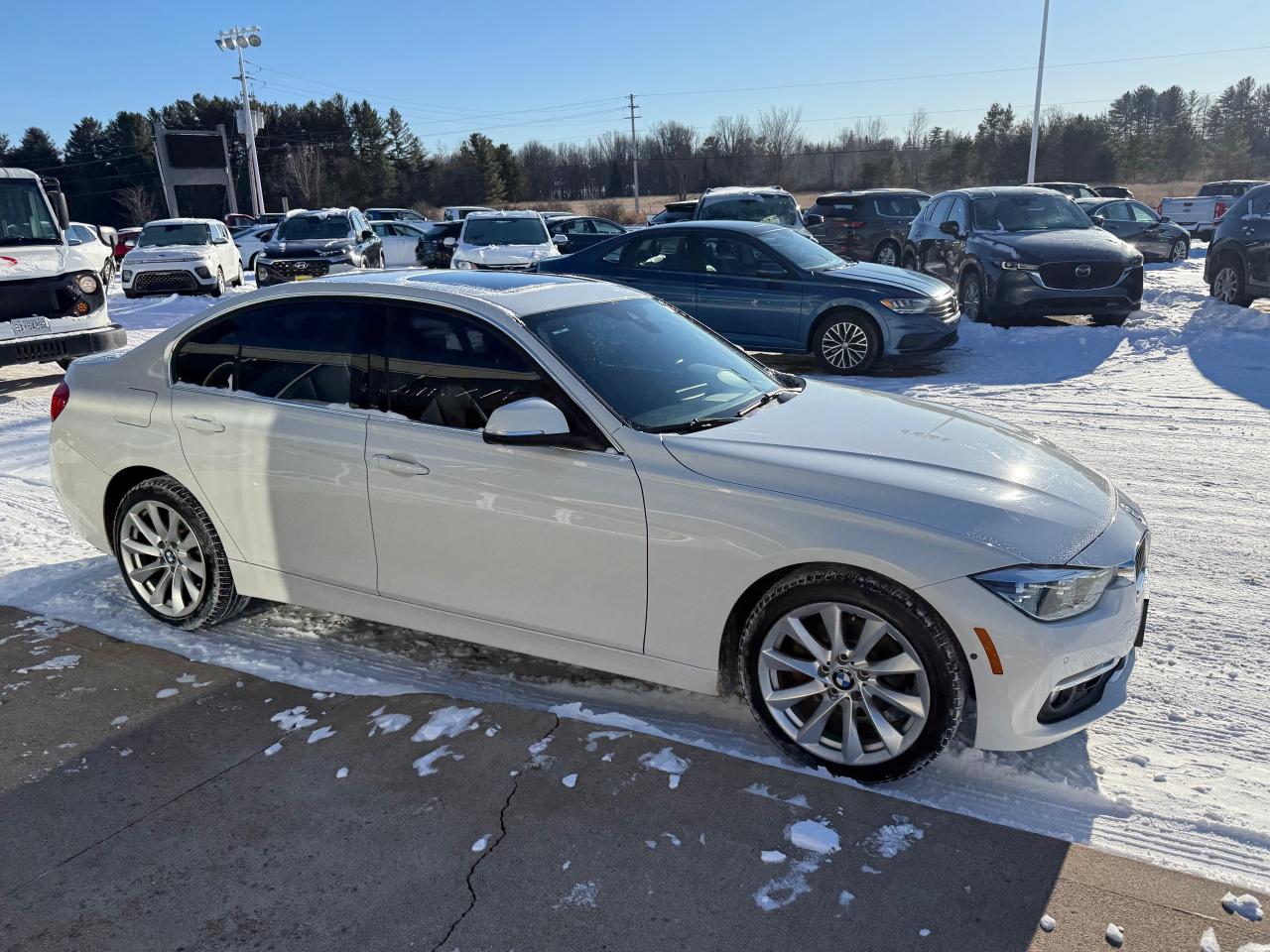 2017 BMW 330 i xDrive 4dr All-Wheel Drive Sedan Photo