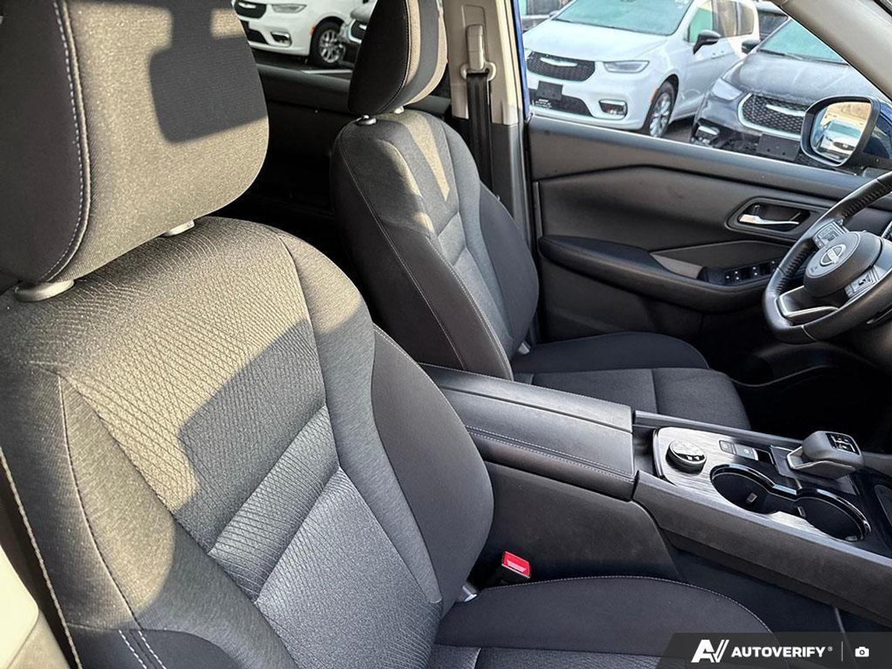 2024 Nissan Rogue SV Moonroof 4dr All-Wheel Drive Sport Utility Photo