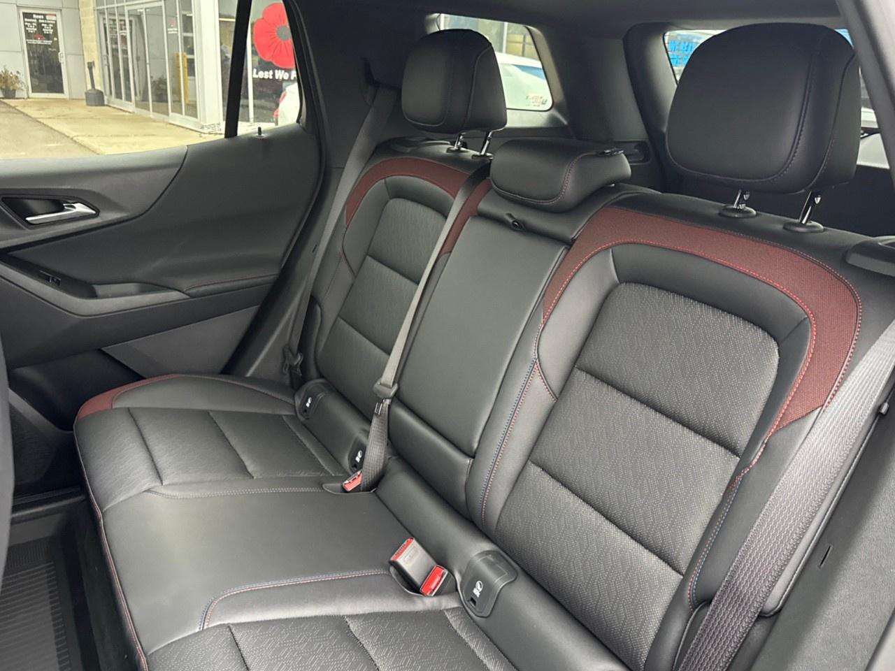 2026 Chevrolet Equinox AWD RS Photo