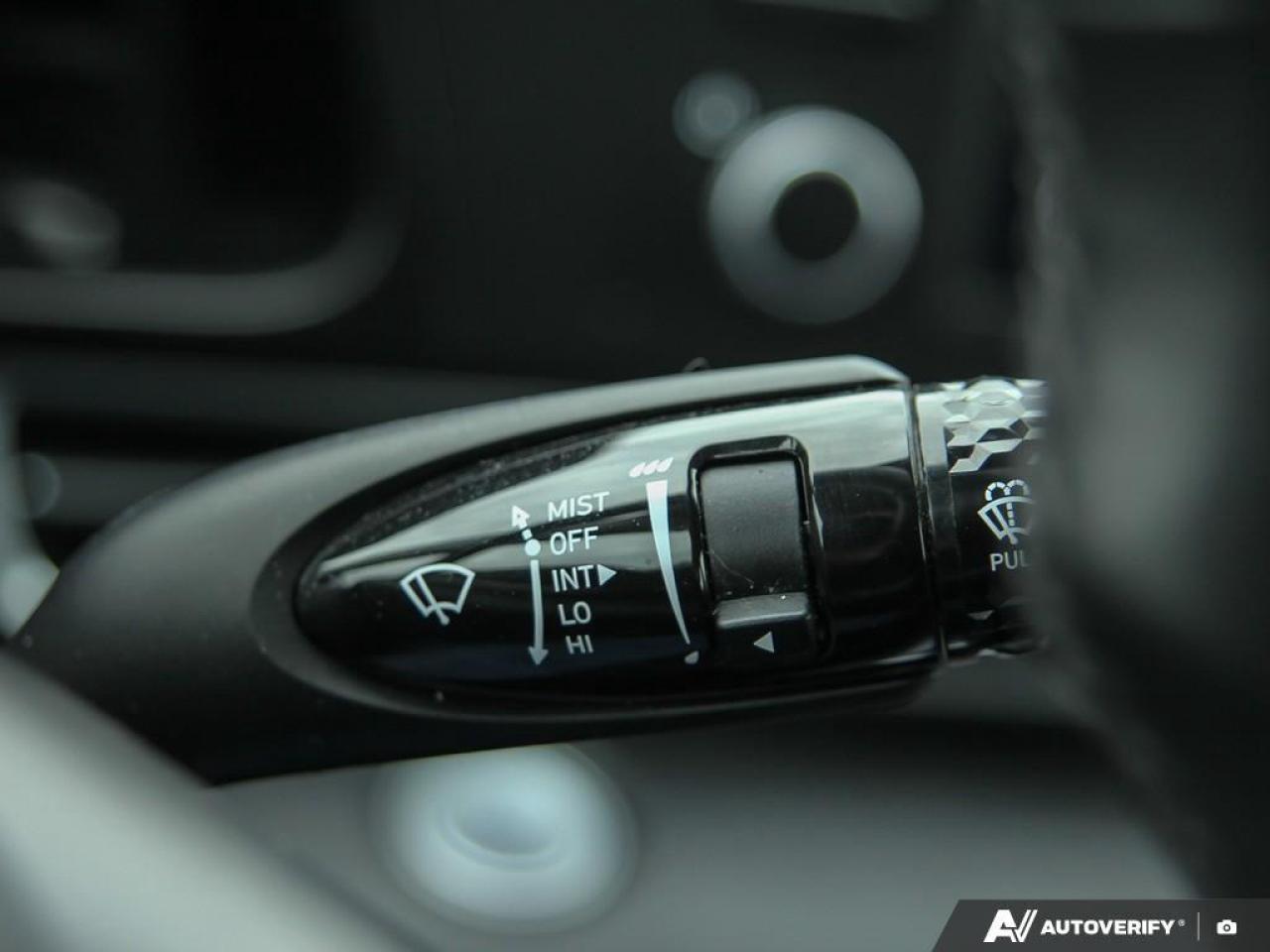 2022 Hyundai Elantra Preferred w/Sun & Tech Pkg 4dr Sedan Photo