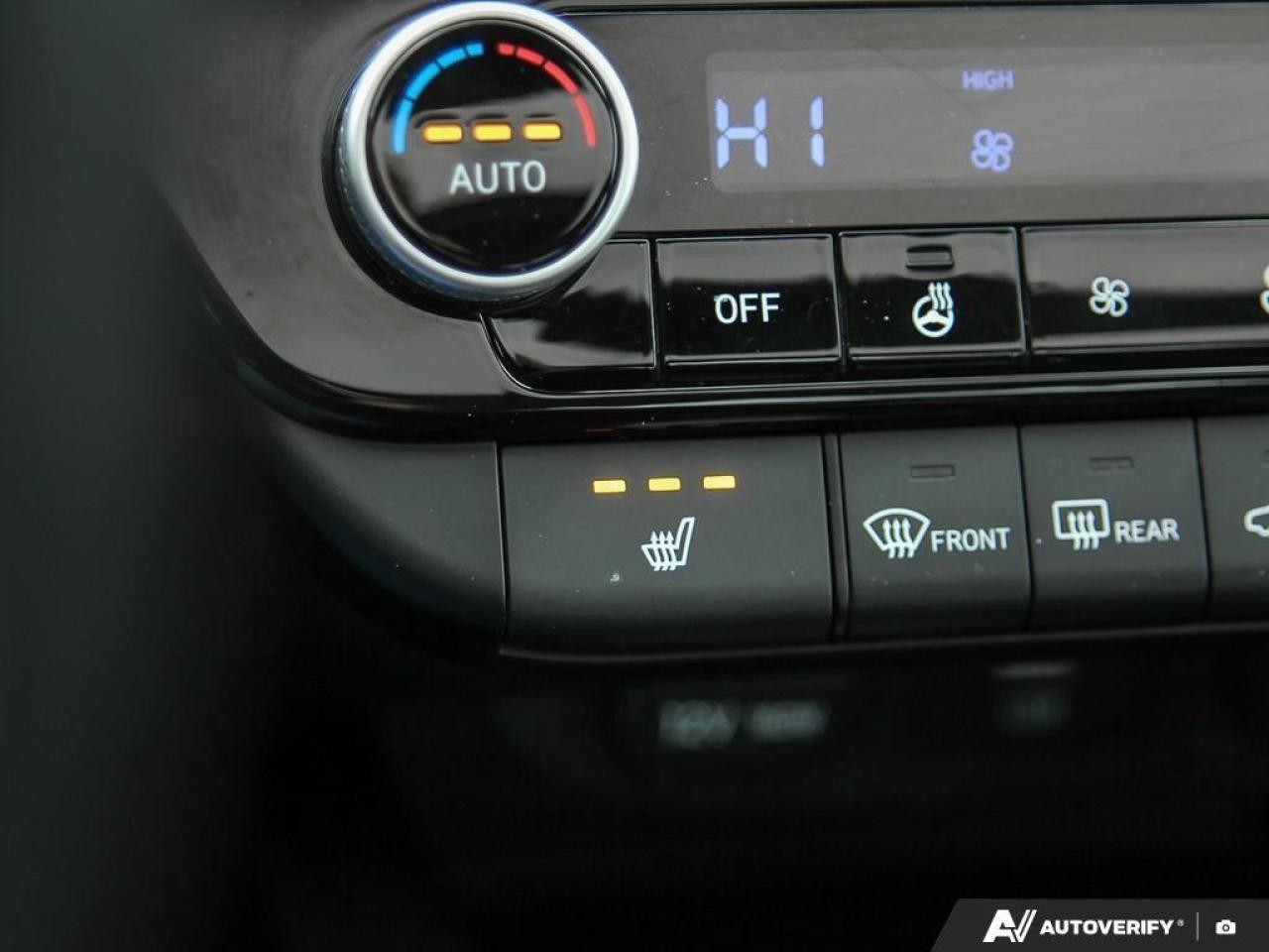 2022 Hyundai Elantra Preferred w/Sun & Tech Pkg 4dr Sedan Photo