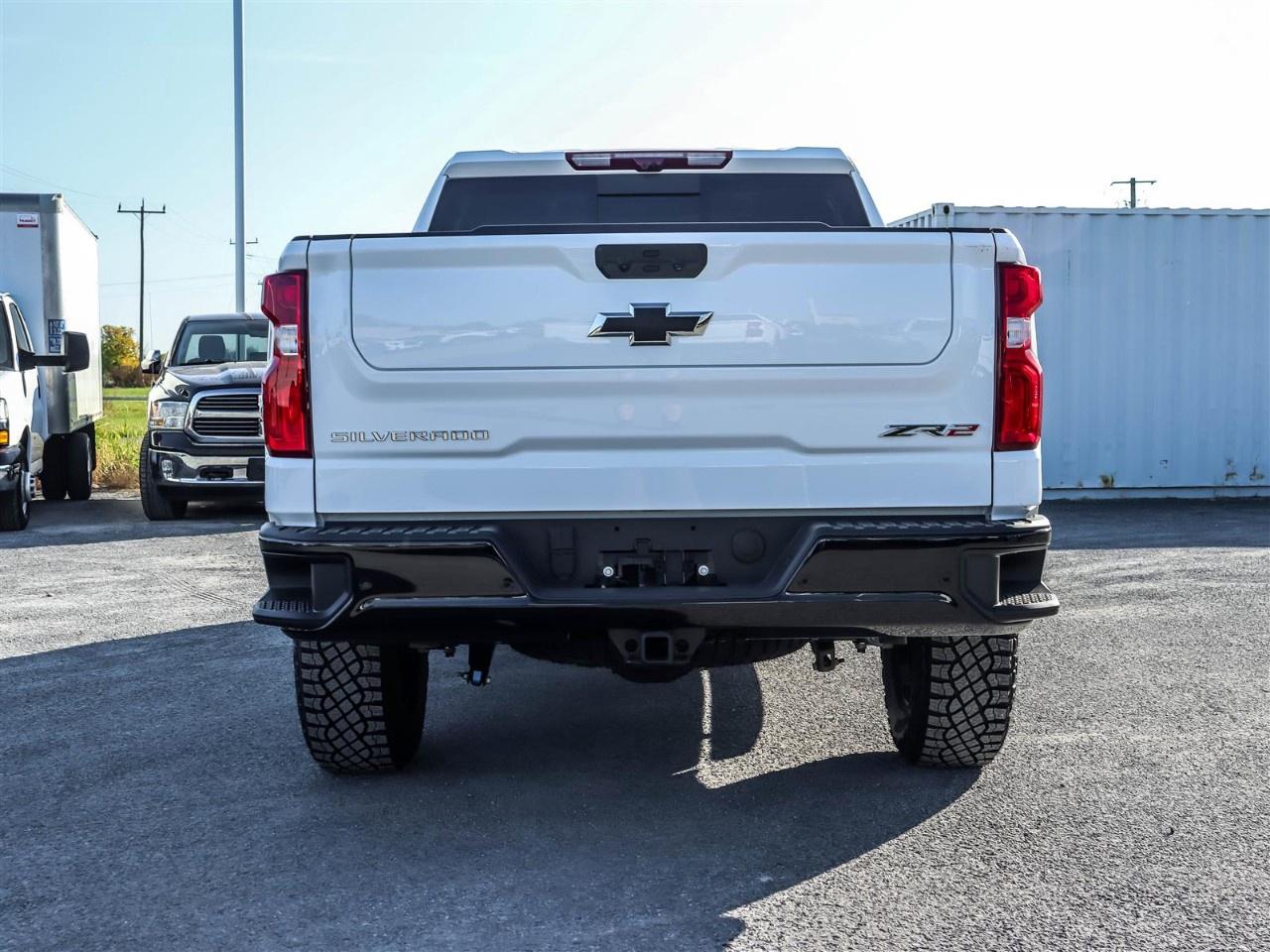 2026 Chevrolet Silverado 1500 Crew Cab Short Box 4-Wheel Drive ZR2 Photo