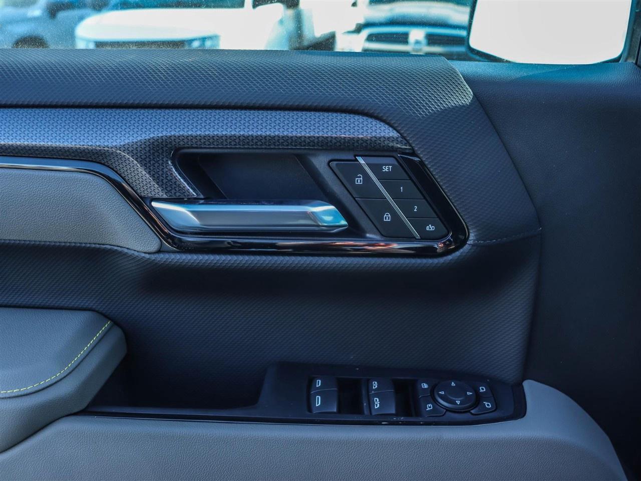 2026 Chevrolet Silverado 1500 Crew Cab Short Box 4-Wheel Drive ZR2 Photo