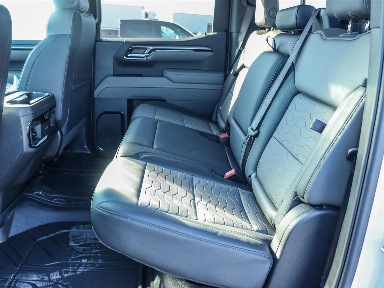 2026 Chevrolet Silverado 1500 Crew Cab Short Box 4-Wheel Drive ZR2 Photo