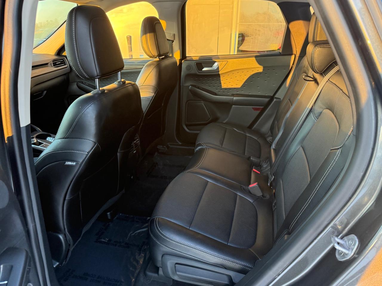 2020 Ford Escape Titanium Hybrid 4dr All-Wheel Drive Photo