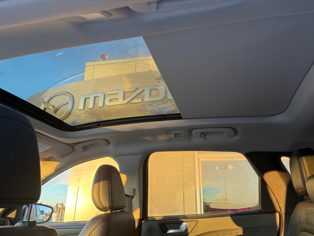 2020 Ford Escape Titanium Hybrid 4dr All-Wheel Drive Photo