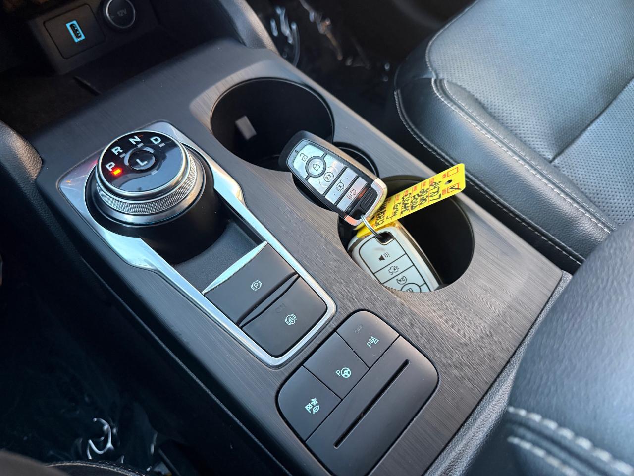 2020 Ford Escape Titanium Hybrid 4dr All-Wheel Drive Photo