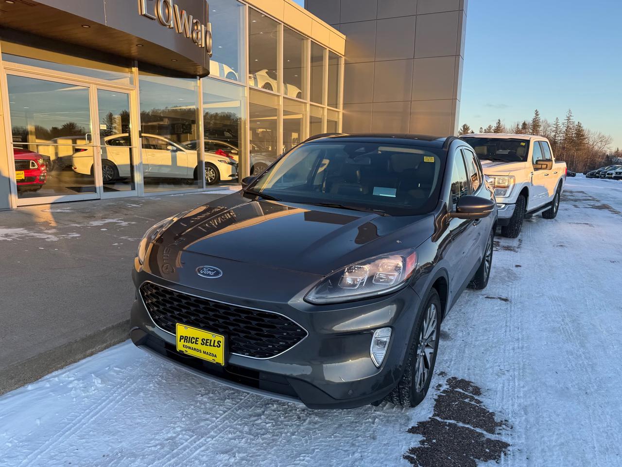 2020 Ford Escape Titanium Hybrid 4dr All-Wheel Drive Photo