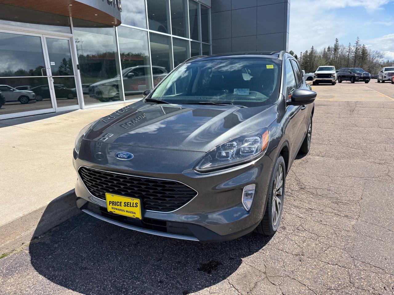 2020 Ford Escape Titanium Hybrid 4dr All-Wheel Drive Photo
