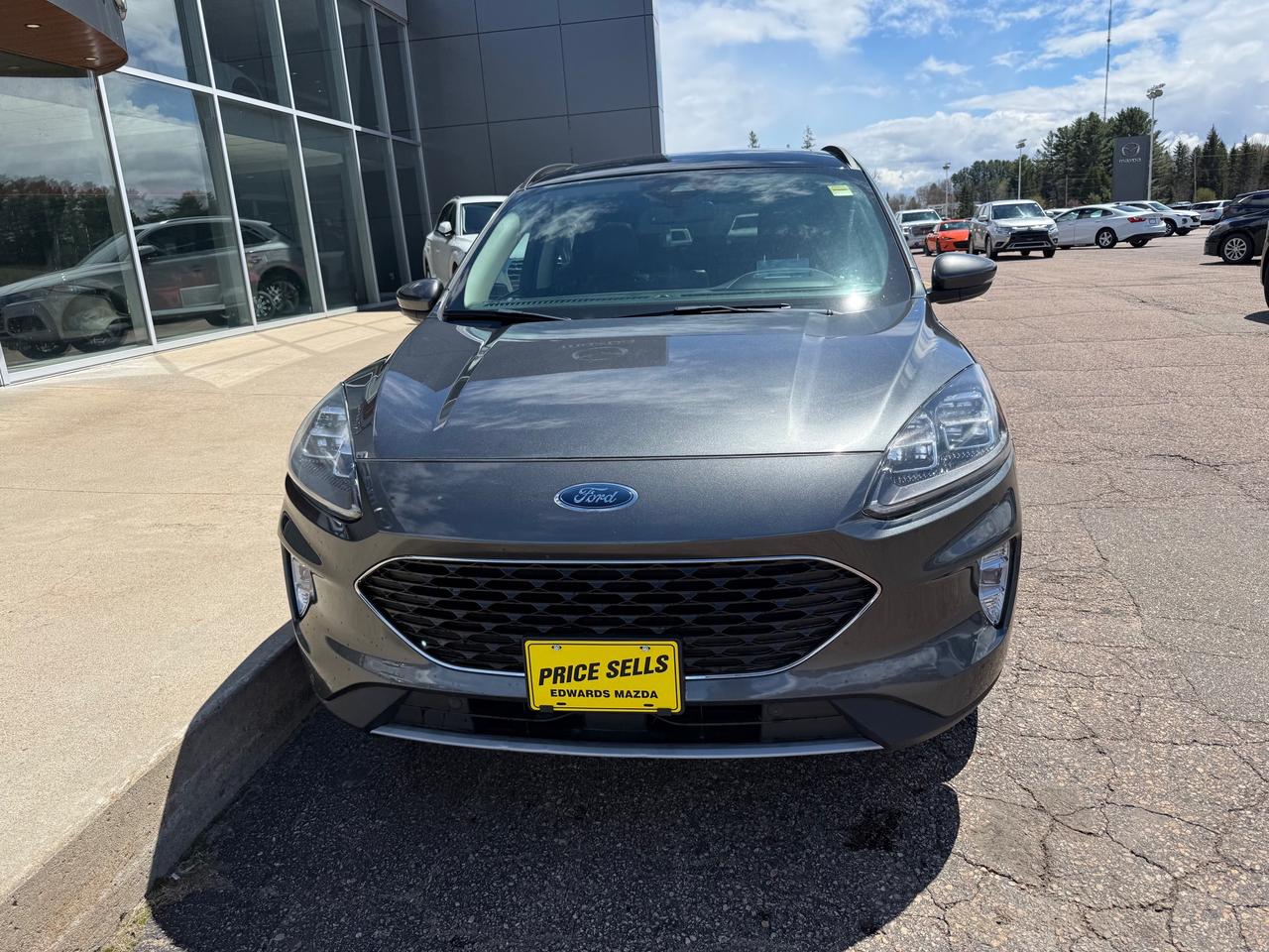 2020 Ford Escape Titanium Hybrid 4dr All-Wheel Drive Photo