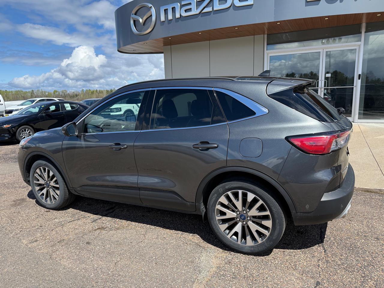 2020 Ford Escape Titanium Hybrid 4dr All-Wheel Drive Photo