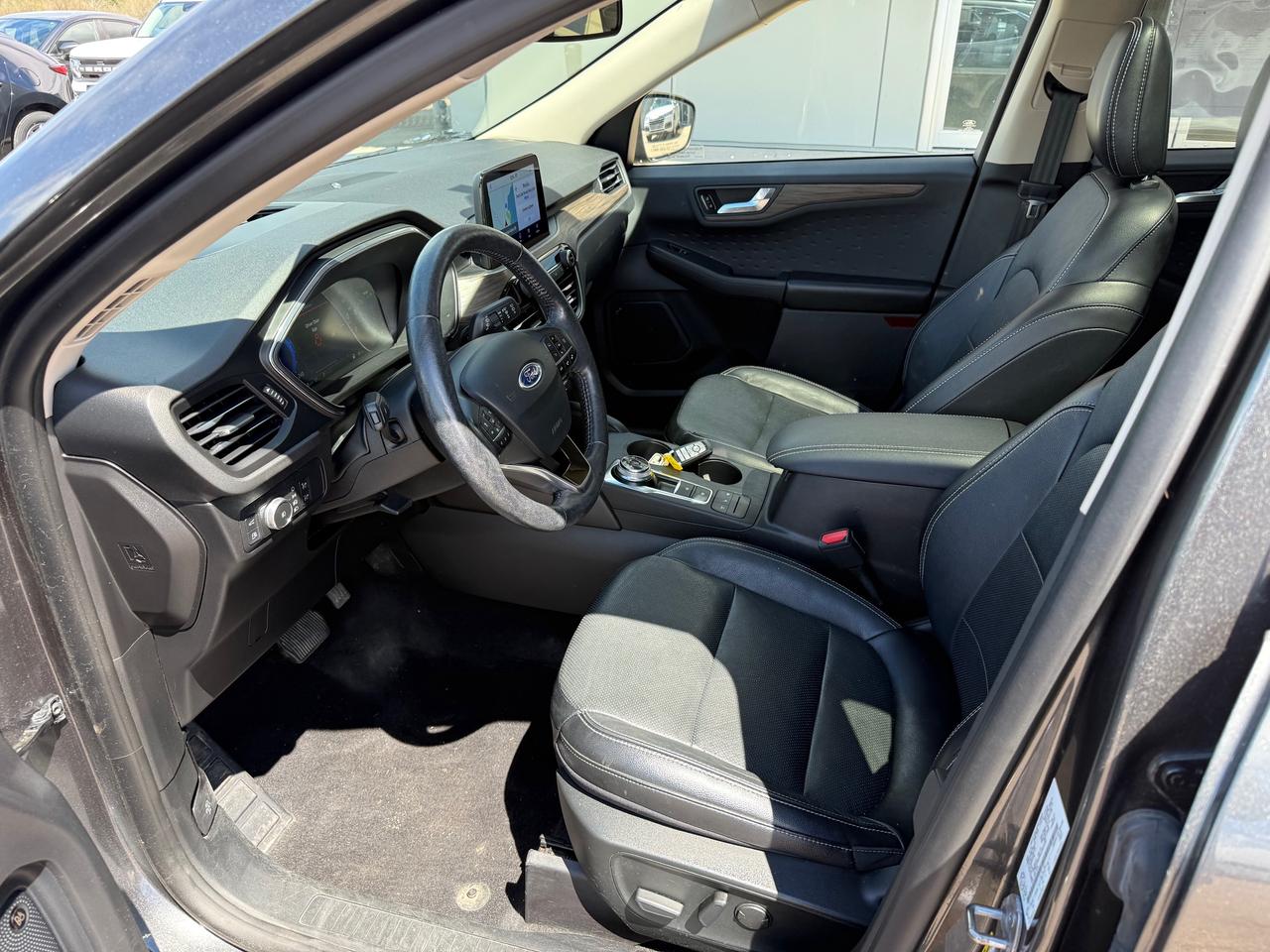 2020 Ford Escape Titanium Hybrid 4dr All-Wheel Drive Photo