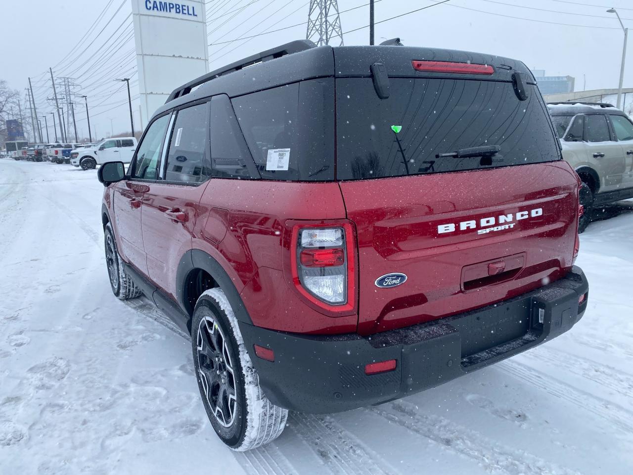 2025 Ford Bronco Sport Outer Banks 4dr 4x4 Photo3