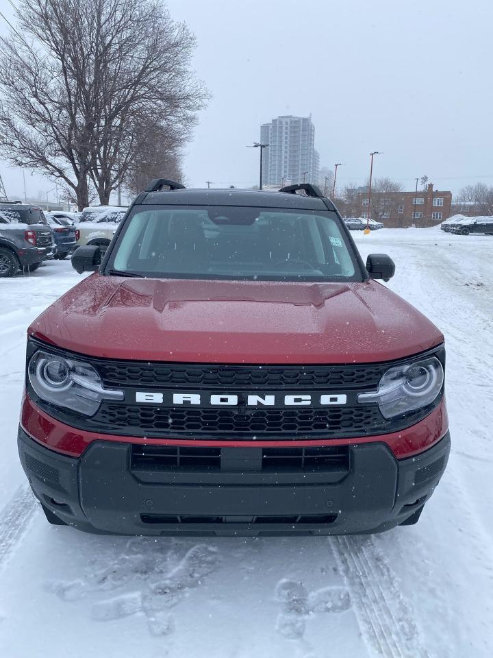 2025 Ford Bronco Sport Outer Banks 4dr 4x4 Photo2
