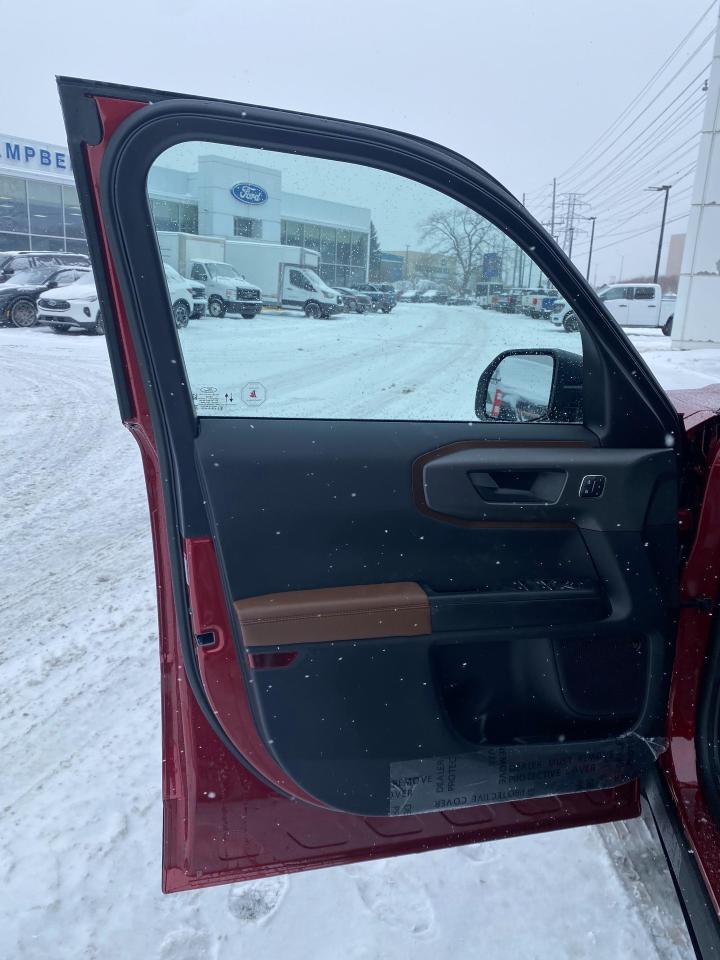 2025 Ford Bronco Sport Outer Banks 4dr 4x4 Photo