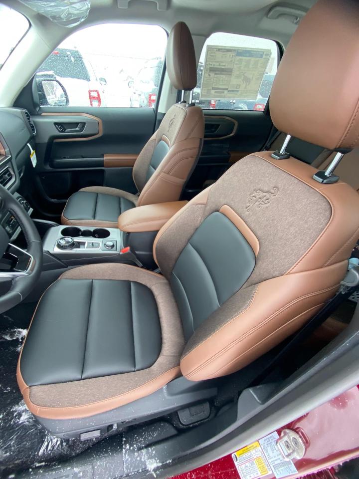 2025 Ford Bronco Sport Outer Banks 4dr 4x4 Photo