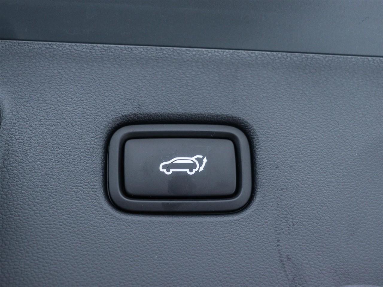 2026 Hyundai Tucson Hybrid Ultimate 4dr All-Wheel Drive Photo