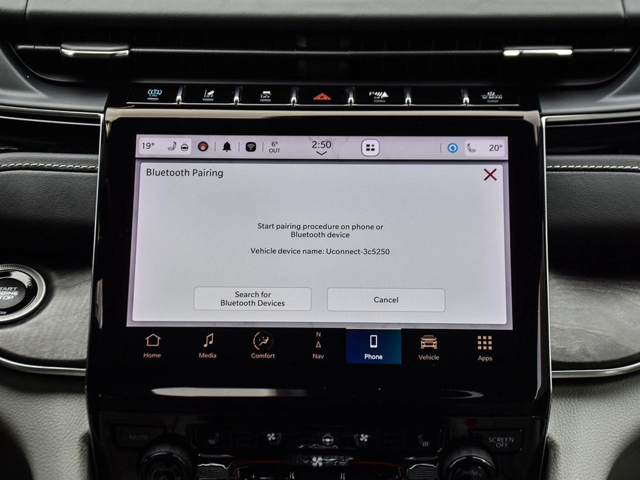 2023 Jeep Grand Cherokee 4xe Overland 4dr 4x4 Photo