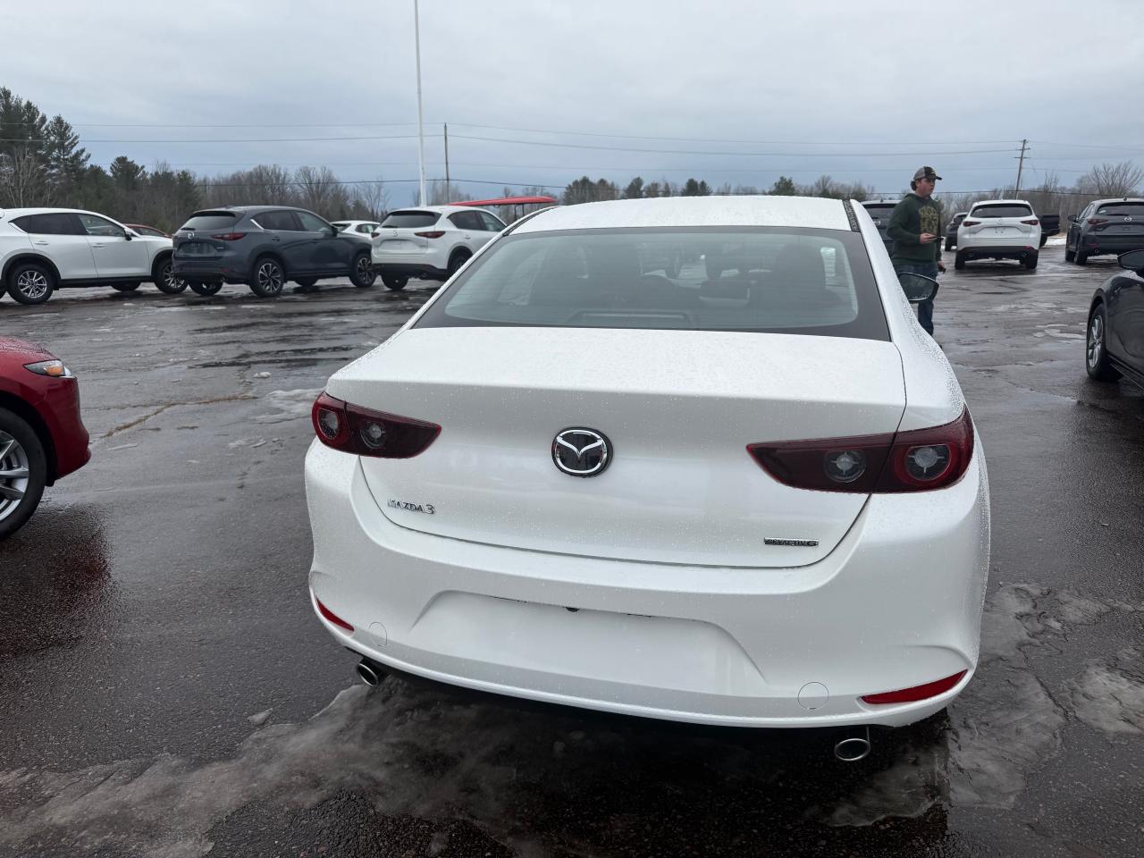2025 Mazda 3 GX (A6) 4dr Front-Wheel Drive Sedan Photo4