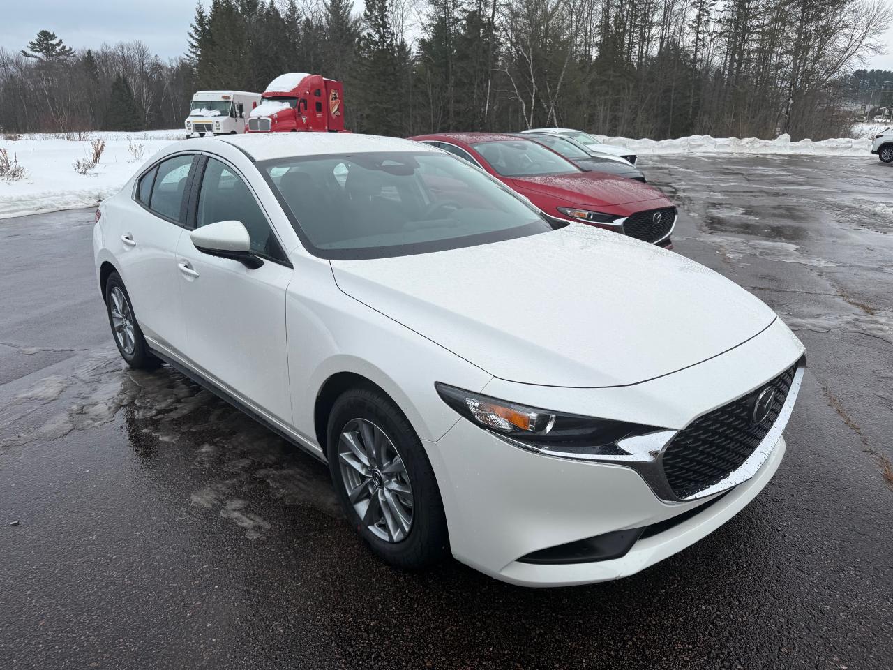 2025 Mazda 3 GX (A6) 4dr Front-Wheel Drive Sedan Photo2