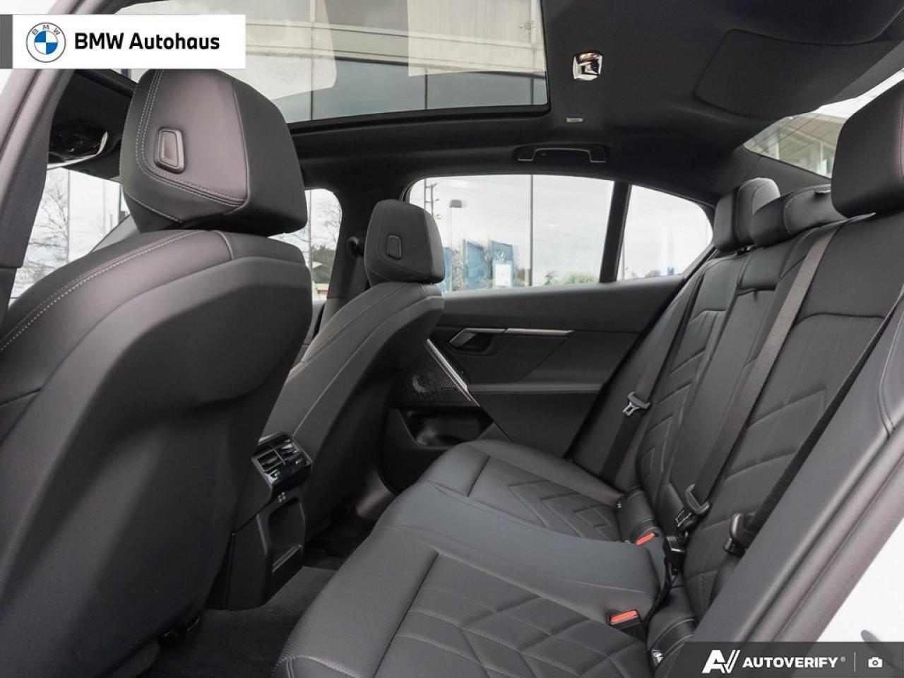 2025 BMW i5 xDrive40 Sedan Photo