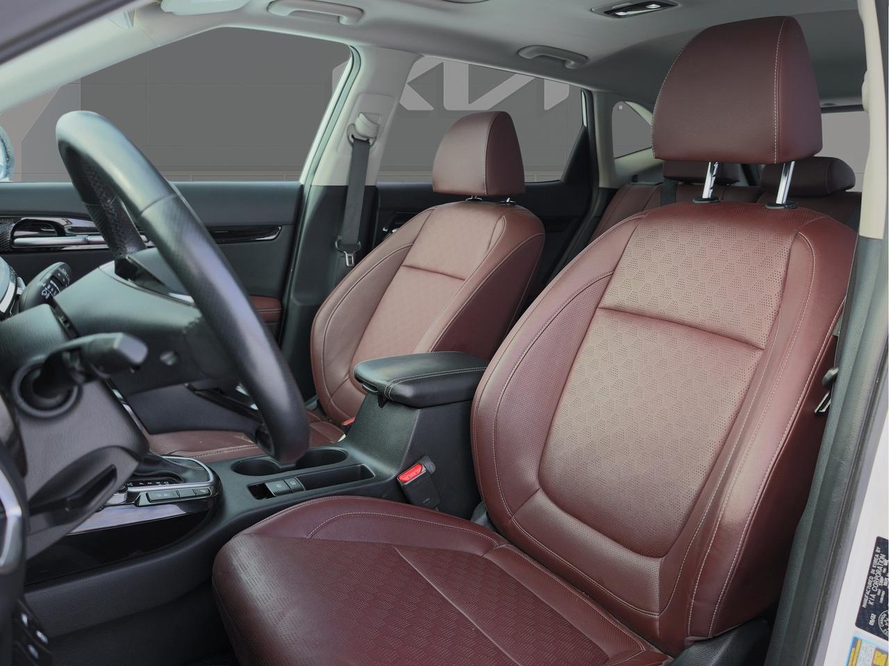 2023 Kia Seltos SX AWD   HUD   Burgundy Leather   Cooled Seat Photo