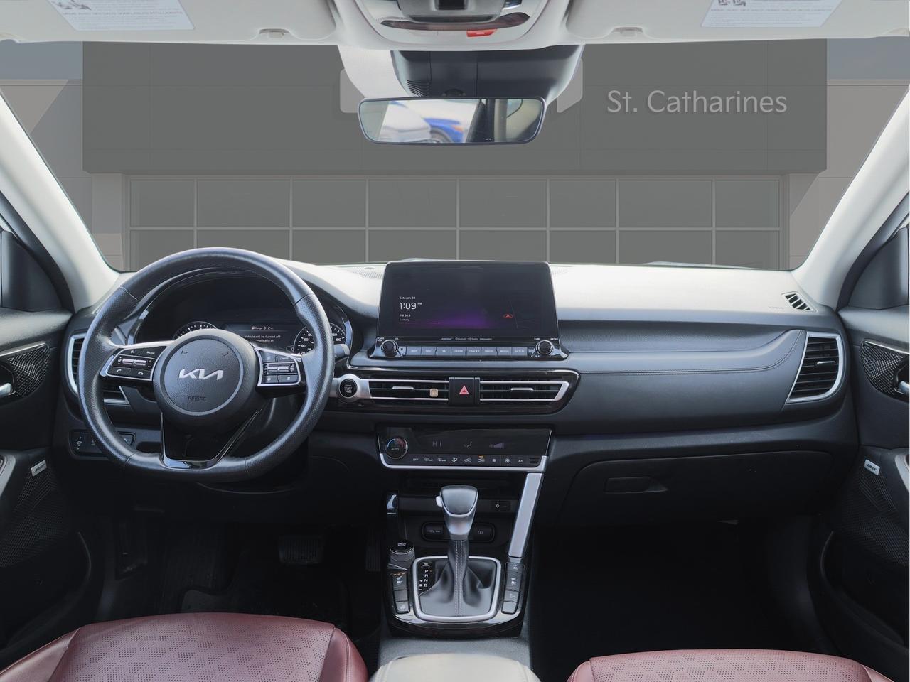 2023 Kia Seltos SX AWD   HUD   Burgundy Leather   Cooled Seat Photo