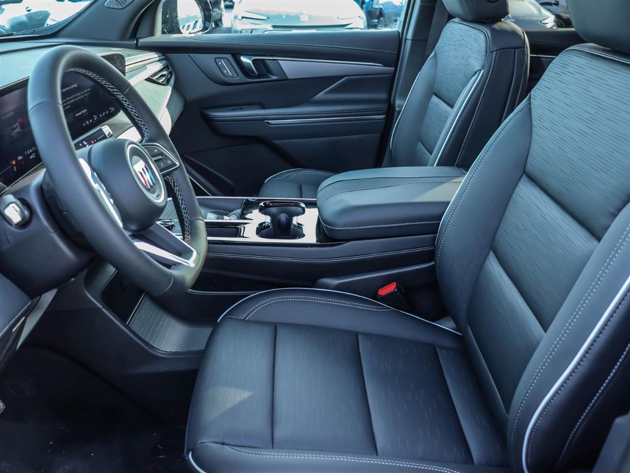 2025 Buick Enclave AWD 4dr Sport Touring Photo