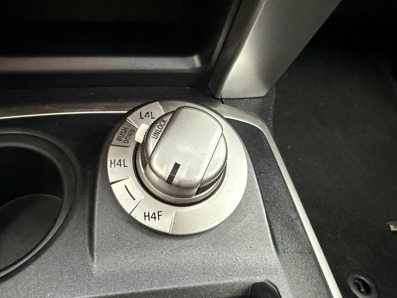 2020 Toyota 4Runner Base 4dr 4x4 Photo