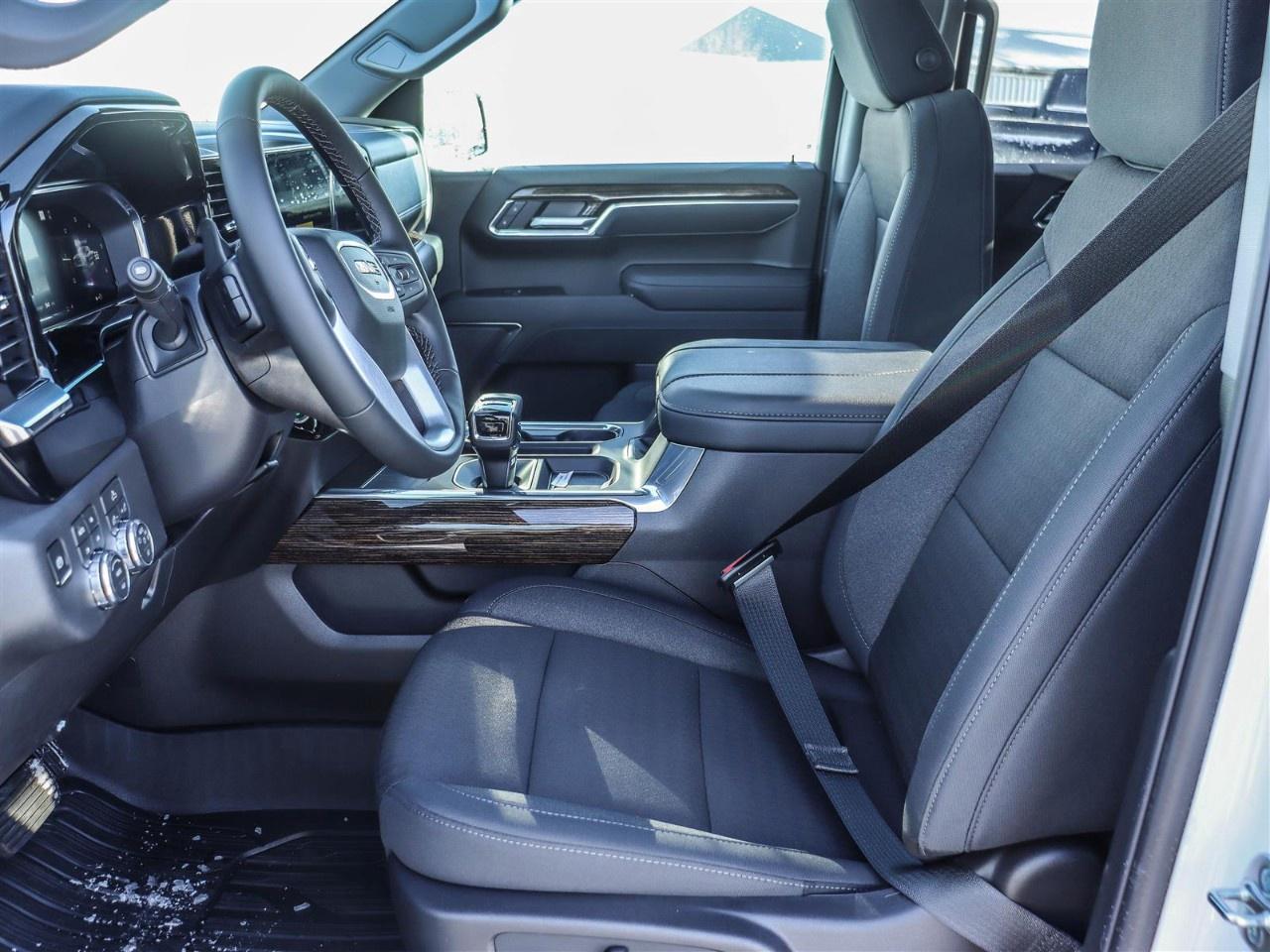 2026 GMC Sierra 1500 Crew Cab Short Box 4-Wheel Drive Elevation Photo