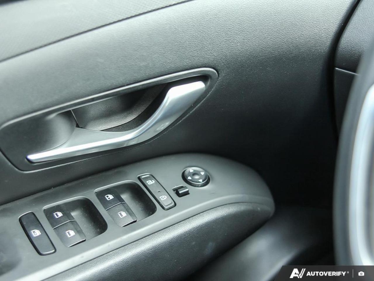 2022 Hyundai Tucson Essential 4dr Front-Wheel Drive Photo