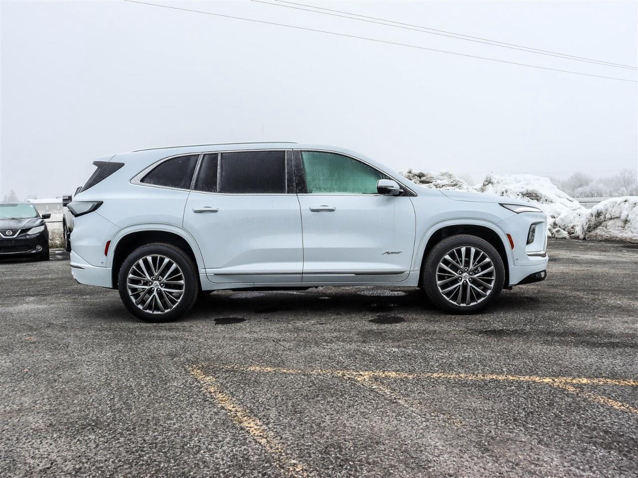 2026 Buick Enclave AWD 4dr Avenir Photo4