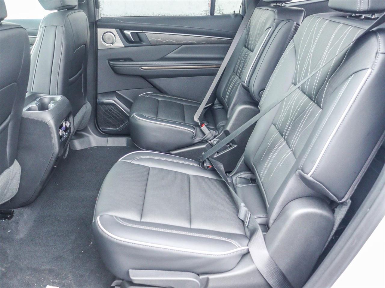 2026 Buick Enclave AWD 4dr Avenir Photo