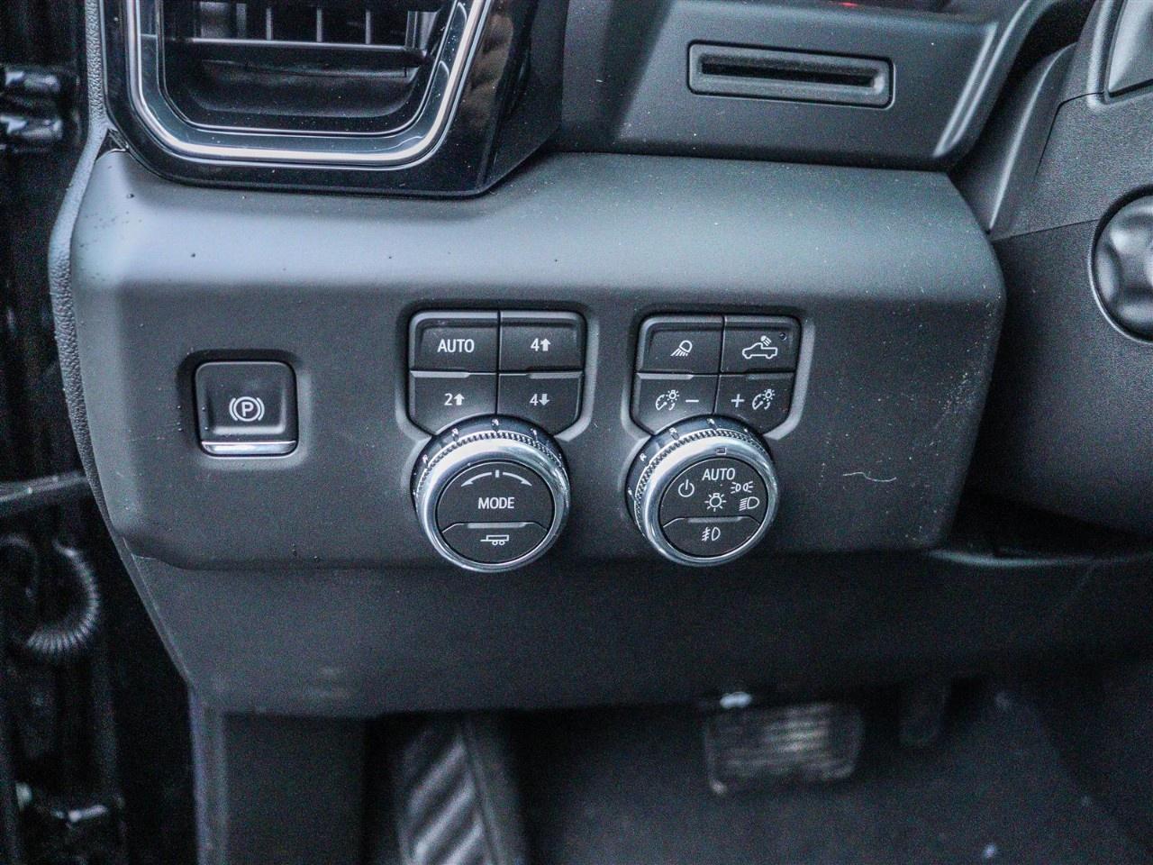 2026 GMC Sierra 1500 Crew Cab Standard Box 4-Wheel Drive Denali Photo