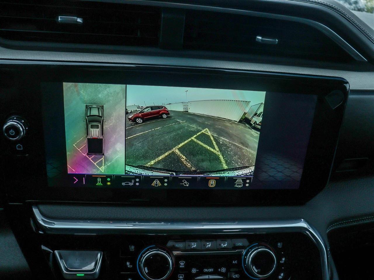 2026 GMC Sierra 1500 Crew Cab Standard Box 4-Wheel Drive Denali Photo